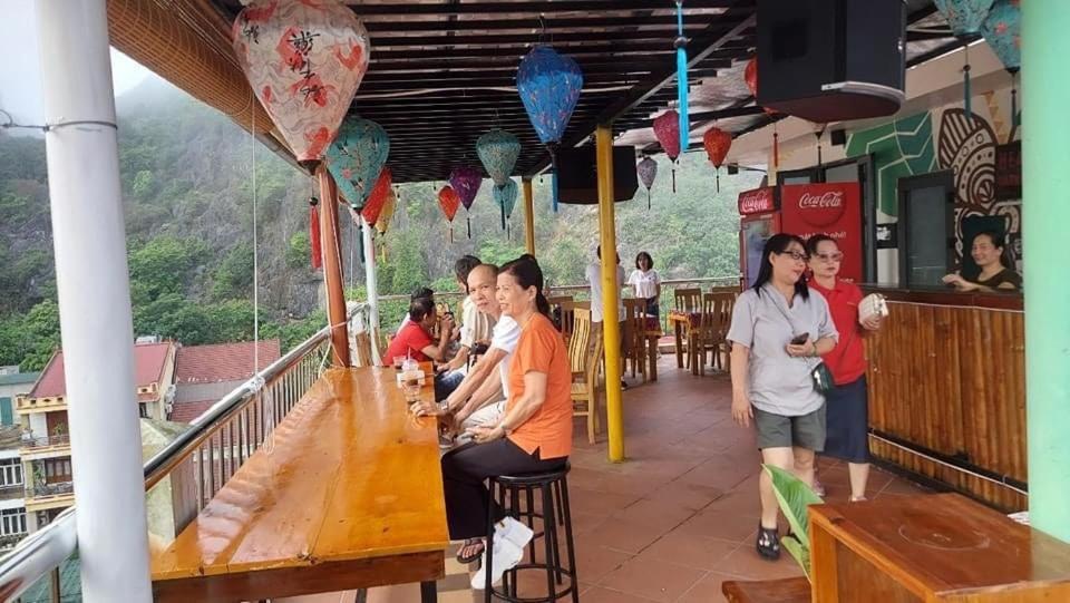 Phong Nha Jasmine Hostel & Roof Top Bar Exterior foto