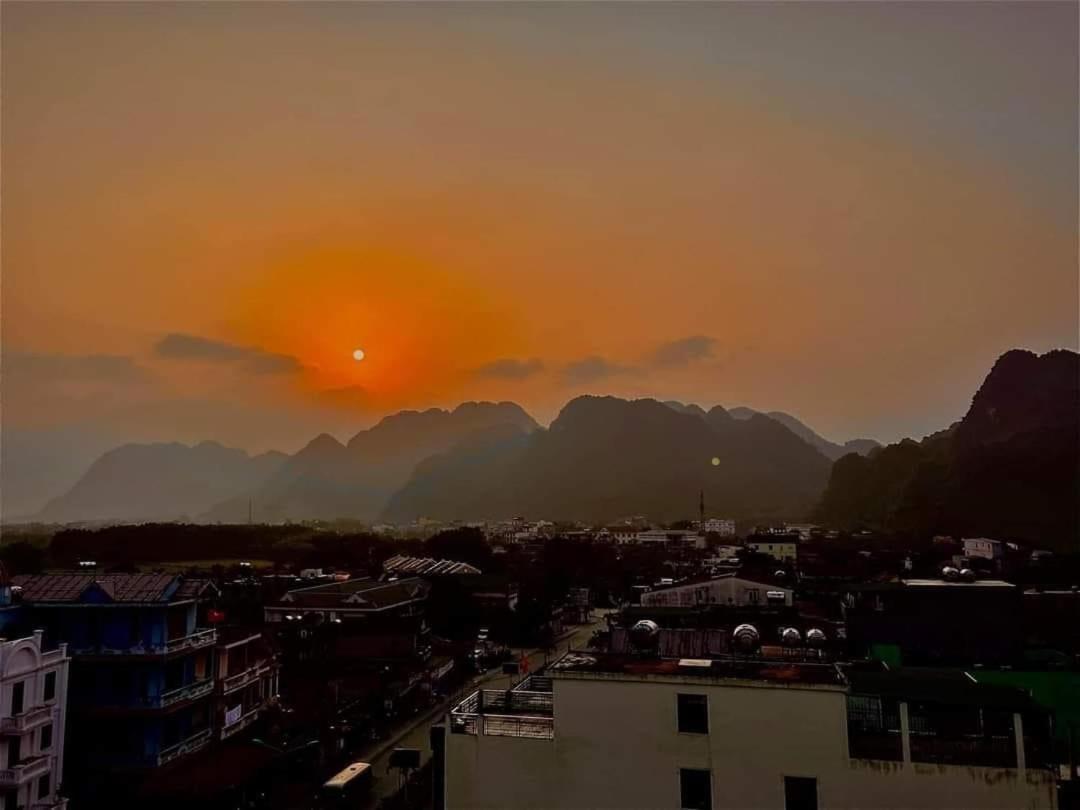 Phong Nha Jasmine Hostel & Roof Top Bar Exterior foto