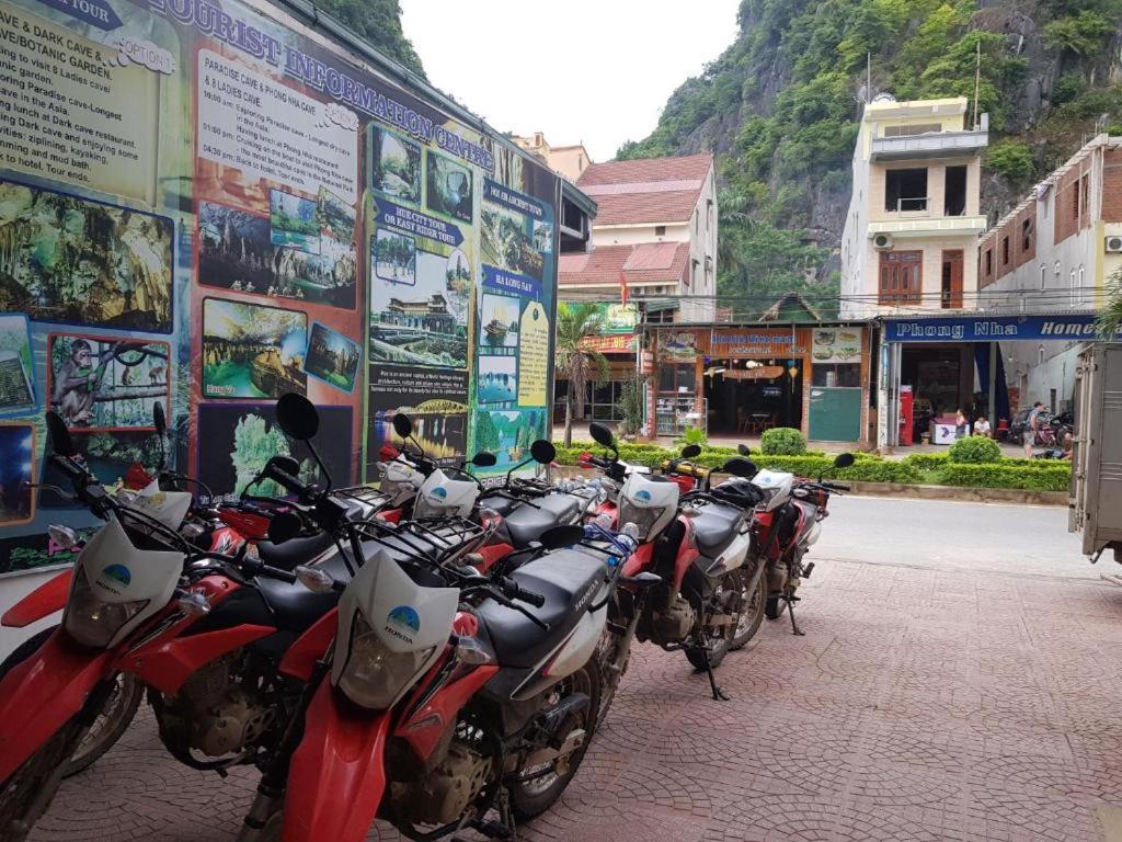 Phong Nha Jasmine Hostel & Roof Top Bar Exterior foto